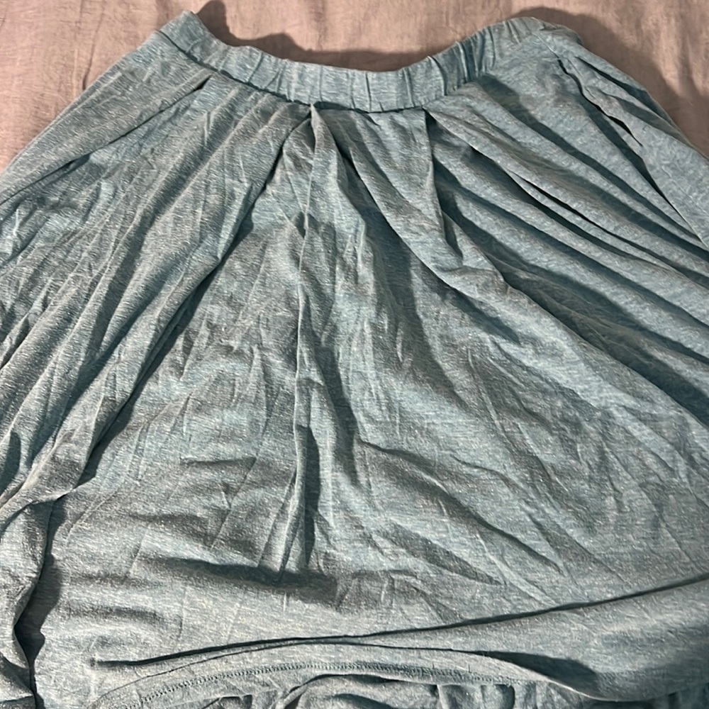 LuLaRoe skirt with pockets!
